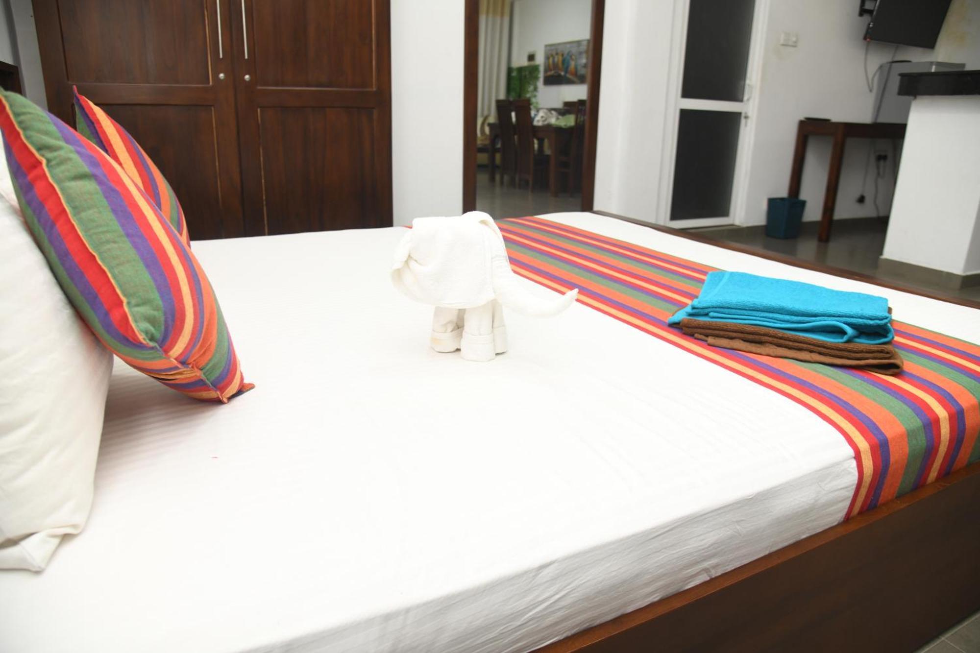Wild Park Safari Home Stay Udawalawe Exterior photo